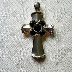 Large silver fashion cross pendant